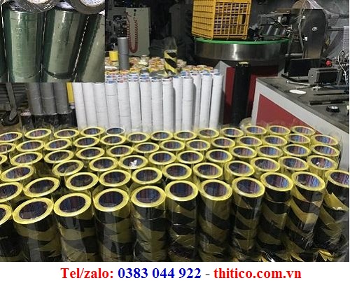 BĂNG KEO DÁN NỀN SỌC VÀNG ĐEN 4F8*25M, 6 CUỘN/CÂY